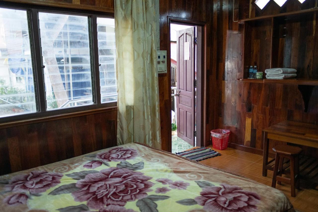 Song Lao Guesthouse Thakhek Exterior photo
