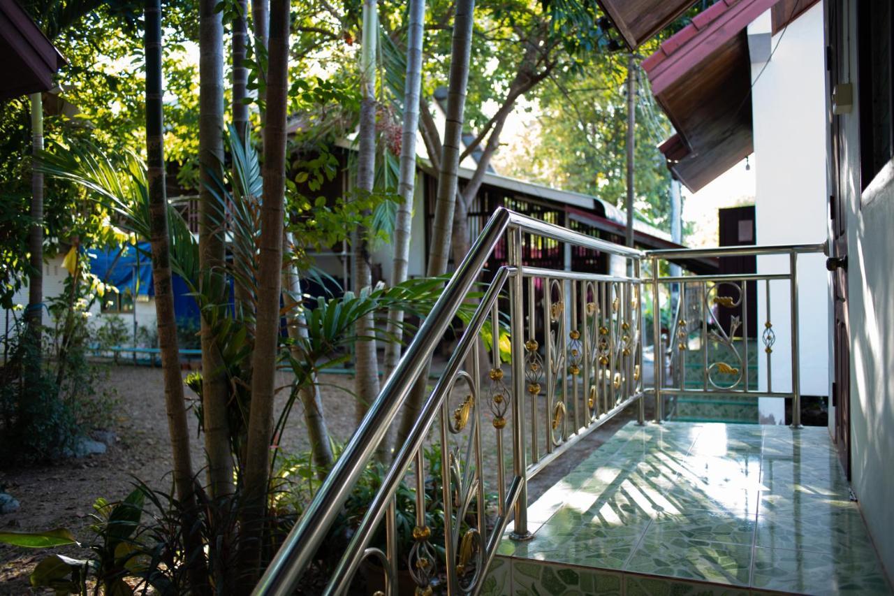 Song Lao Guesthouse Thakhek Exterior photo