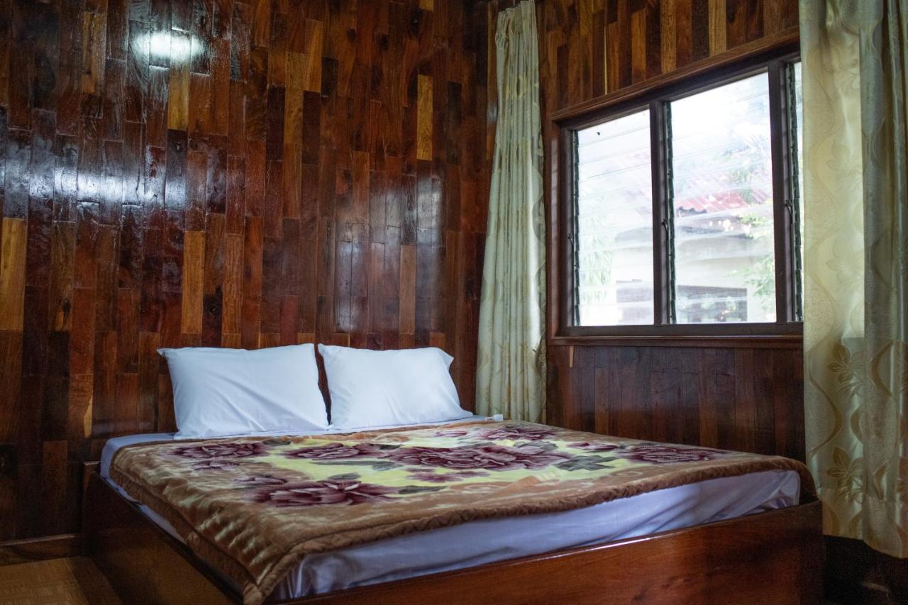 Song Lao Guesthouse Thakhek Exterior photo