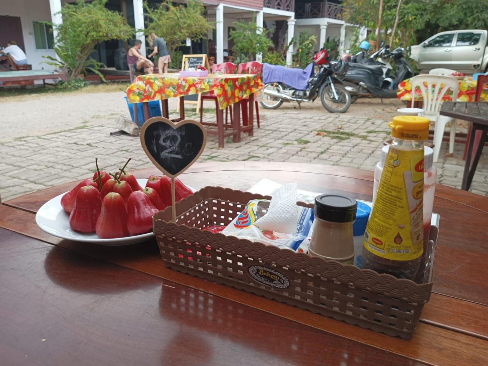 Song Lao Guesthouse Thakhek Exterior photo